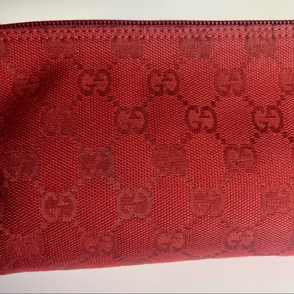 Gucci GG Pochette Shoulder Bag - Picture 3 of 12
